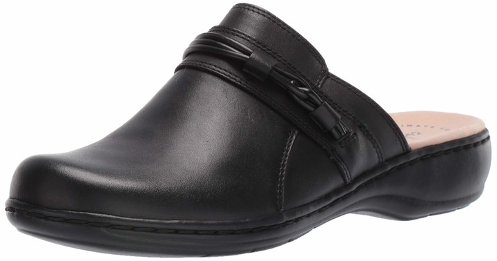 clarks womens clogs black