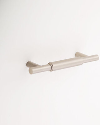 Madelyn Carter Charlotte Bar Pull