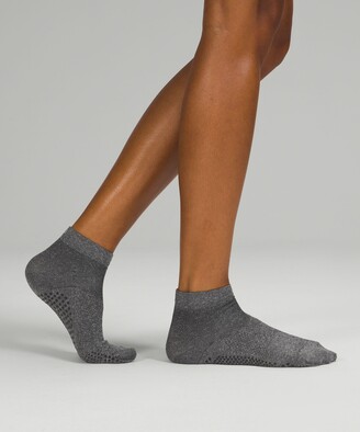 Lululemon Women's Find Your Balance Studio Ankle Socks
