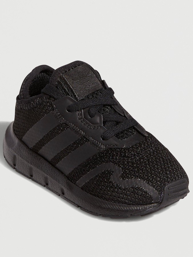 infant adidas trainers