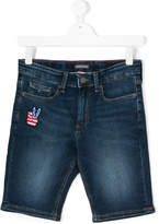 Thumbnail for your product : Tommy Hilfiger Junior TEEN logo embroidered denim shorts