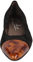 Thumbnail for your product : Attilio Giusti Leombruni Pointed Toe Flat