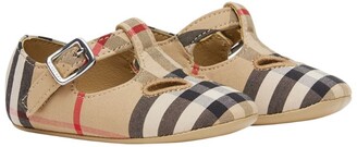 burberry shoes baby girl