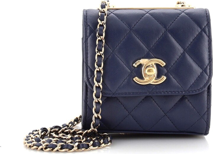 BEAUTIFUL Limited Edition Runway 2021/2022 Chanel Lambskin Wallet on Chain