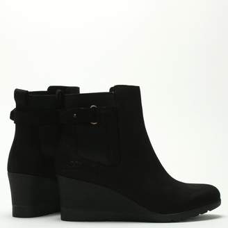 UGG Indra Black Leather Wedge Chelsea Boots