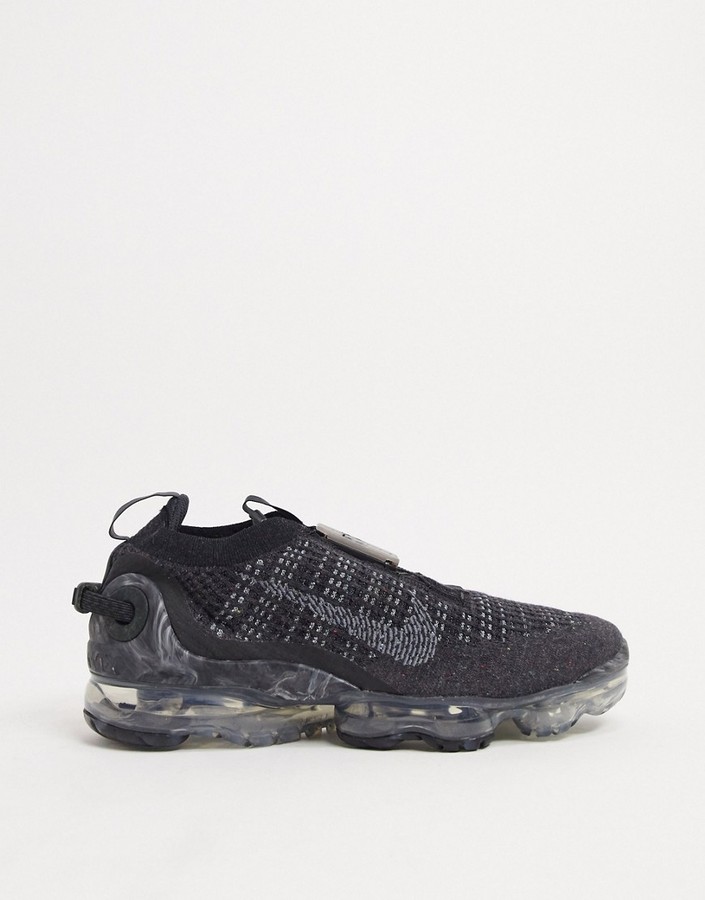 nike vapormax trainers