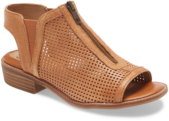 sofft cabana block heel sandal