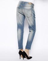 Thumbnail for your product : MANGO Destroy Wash Jeans