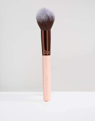 Luxie Tapered Face Brush 520