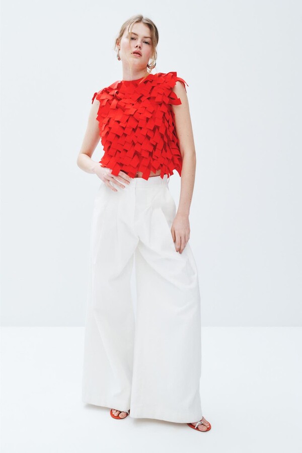 A.W.A.K.E. Mode Top With Rectangle Detail Red