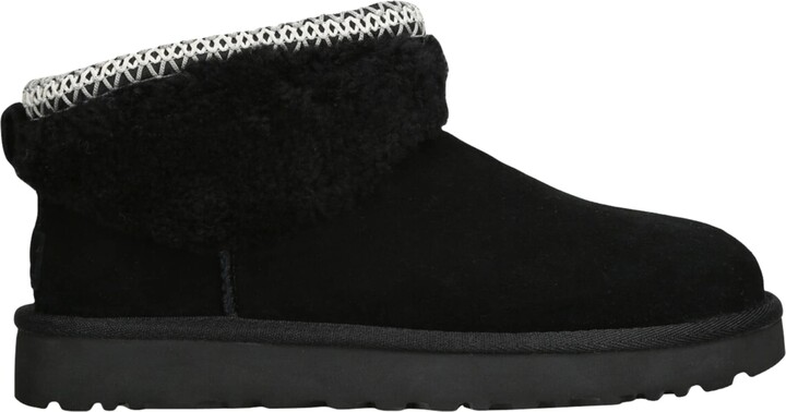 UGG Classic Ultra Mini Maxi Curly Boots