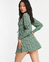 Thumbnail for your product : Topshop Petite floral mini wrap dress in green