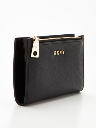 DKNY Bryant Sutton Bifold Card Holder - Black/Gold