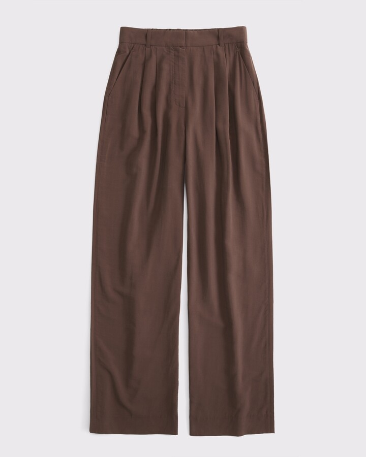 Abercrombie & Fitch Women's Curve Love A&F Sloane Crepe Tailored Wide Leg Pant in Chestnut - Size 30 LONG