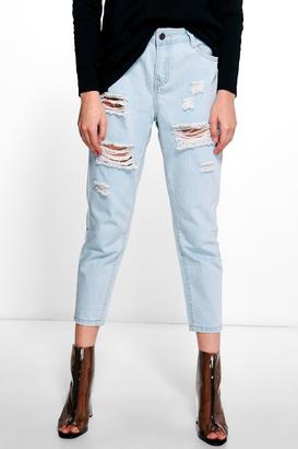 boohoo Edwina Distressed Jeans