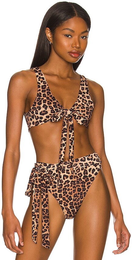 https://img.shopstyle-cdn.com/sim/1d/96/1d96c8aea083af18406eb78c68f621e7_best/10-ways-to-wear-bikini-top.jpg