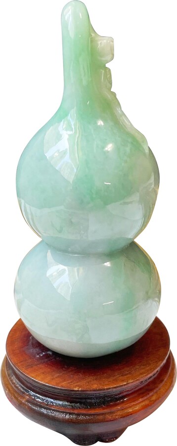 1stDibs Natural Handcrafted Apple Green Calabash Hulu Jade Statue - Home Decoration