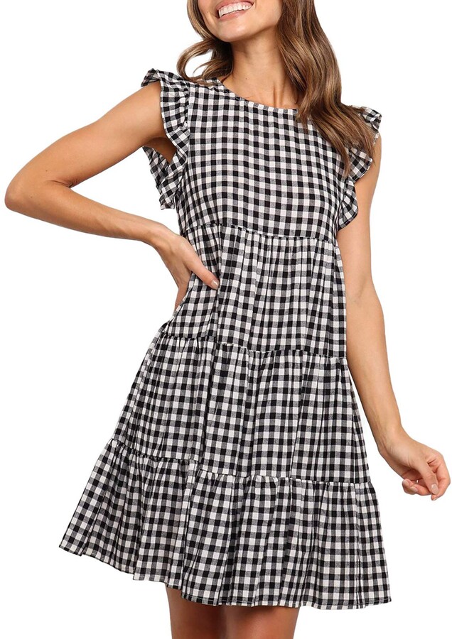 black flowy cocktail dress