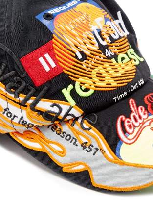 Vetements Embroidered-logo Cotton Baseball Cap - Womens - Black
