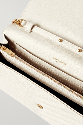 chain wallet in pink and white textured matelassé leather