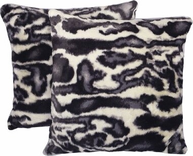 https://img.shopstyle-cdn.com/sim/1d/e8/1de80aec4583ce99e694ef84b4e8c3c7_best/emilsy-faux-fur-animal-print-20-throw-pillow-cover.jpg