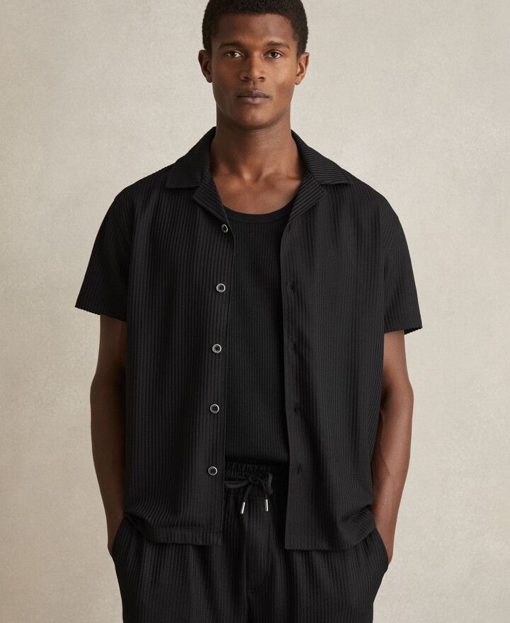 Reiss Men's Textured-Knit Cuban-Collar Shirt