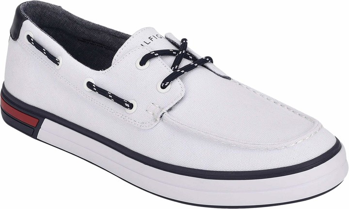 white deck shoes mens