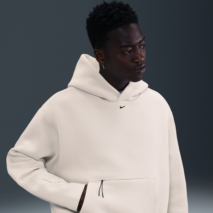 Nike Men's Tech Fleece Oversized Hoodie in Grey | HV6535-072