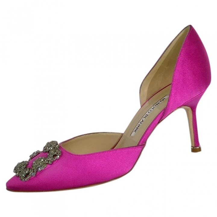 manolo blahnik hangisi pink