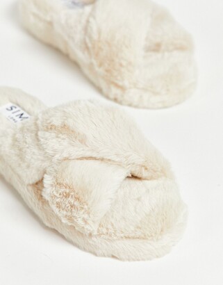 SIMMI Shoes London Alice fluffy slippers in cream ShopStyle