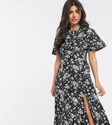Thumbnail for your product : New Look Petite ditsy midi tea dress in black floral