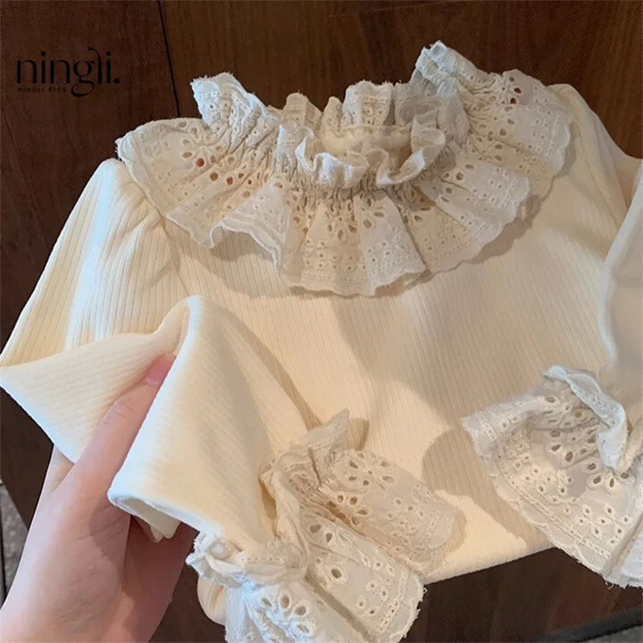 2025 Girls & apos; Velvet Undercoat Lace New Autumn Dress Little Girls & apos; Baby Elegant Solid Color Undercoat Versatile