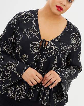 ICONIC EXCLUSIVE - Milan Kimono Sleeve Top