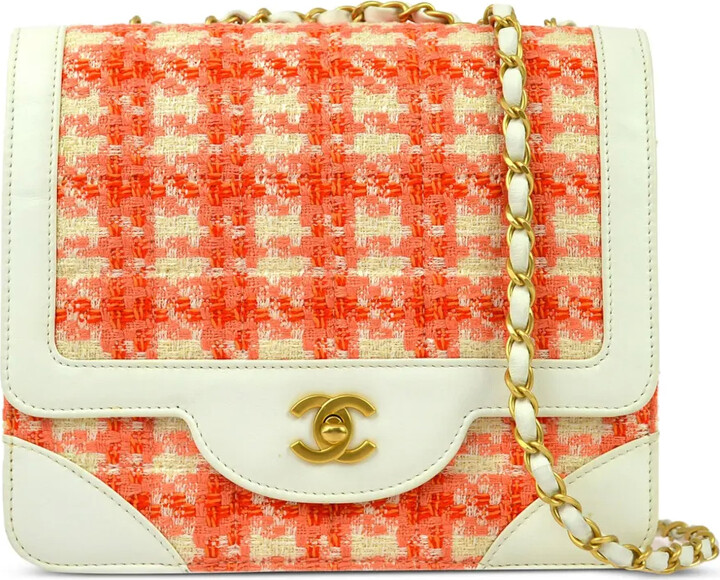 Chanel Pre Owned 2000 Classic Flap mini bag