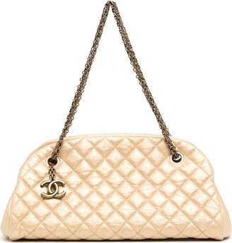 Chanel Pre-owned 2009-2010 Bolla Diamond-Quilted Tote Bag - Gold