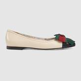 Thumbnail for your product : Gucci Leather ballet flat with Web bow