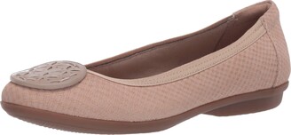 clarks flats on sale