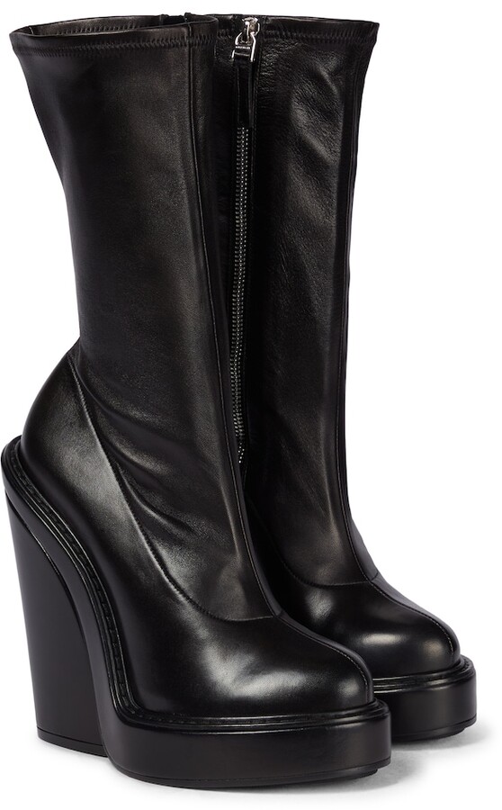 stretch platform boots