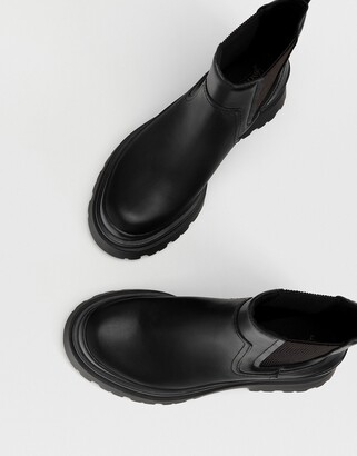 Stradivarius chunky sole chelsea boots in black - ShopStyle