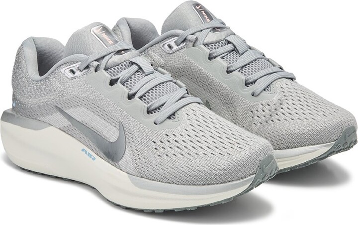 Women's Winflo 11 Running Shoes