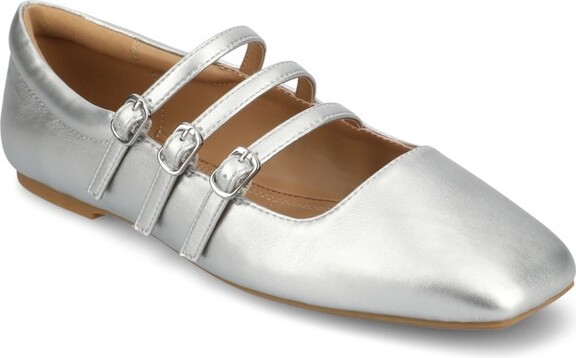 Journee Collection Journee Women's Darlin Medium and Wide Width Dress Flats, Tan