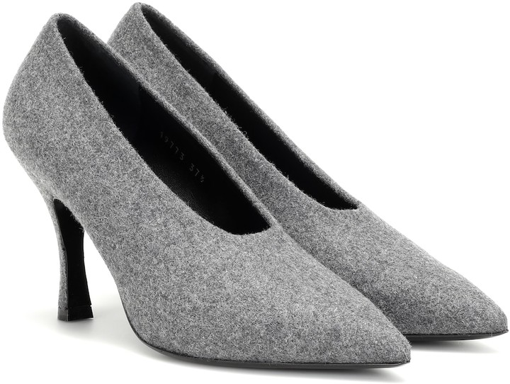 gray pumps