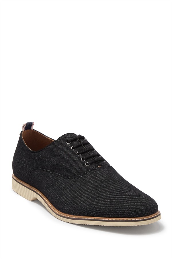 casual oxford shoes