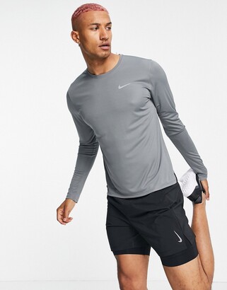 nike grey long sleeve t shirt