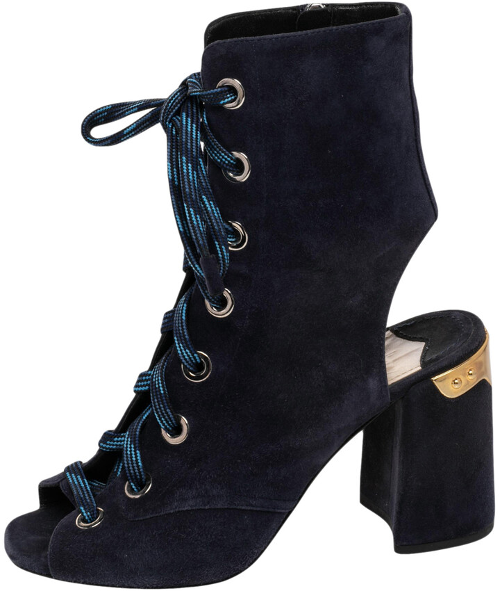 open cut ankle boots