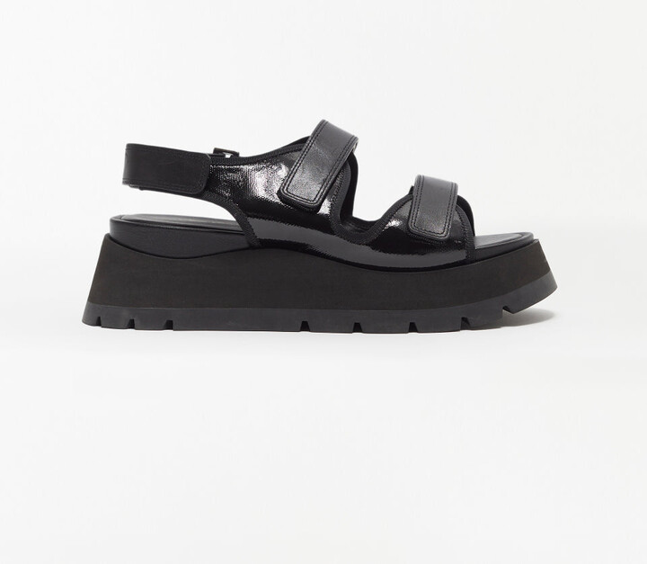 Kate Leather Sandals in BLACK
