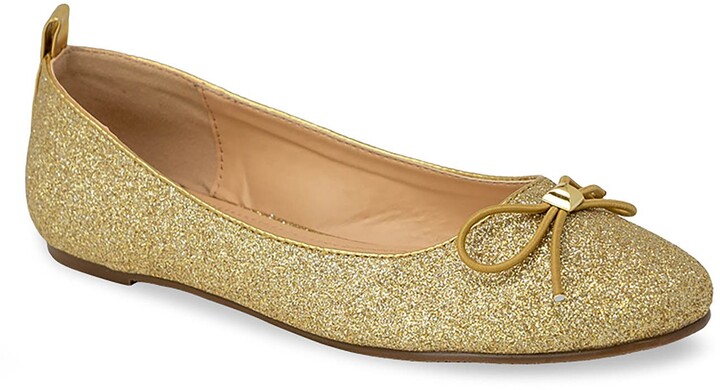 gold pumps flat