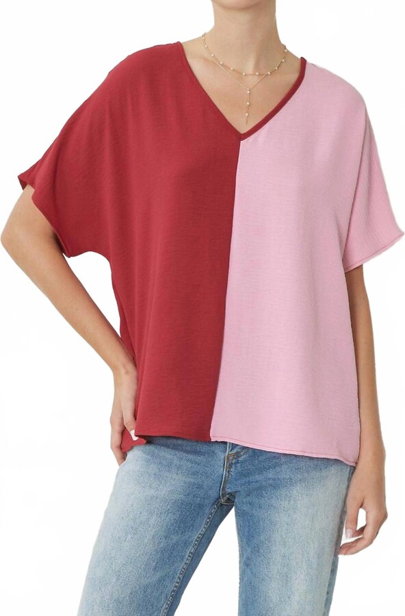 Entro Color Block V-Neck Top In Ruby