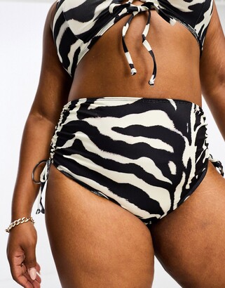 ASOS Curve ASOS DESIGN Curve adjustable leg high waist bikini bottom in oversize mono zebra print