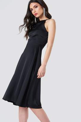 Adorée Nora Midi Dress Black